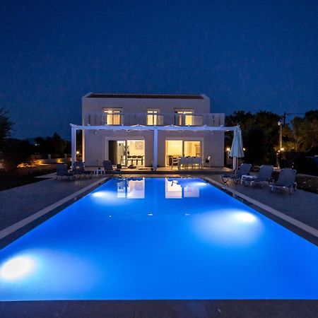Villa Boviana With Private Swimming Pool Agios Sostis  Exteriér fotografie