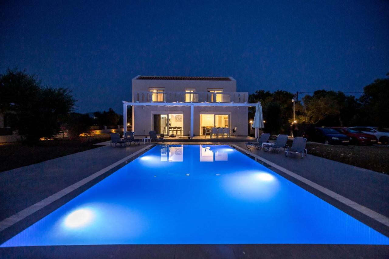 Villa Boviana With Private Swimming Pool Agios Sostis  Exteriér fotografie