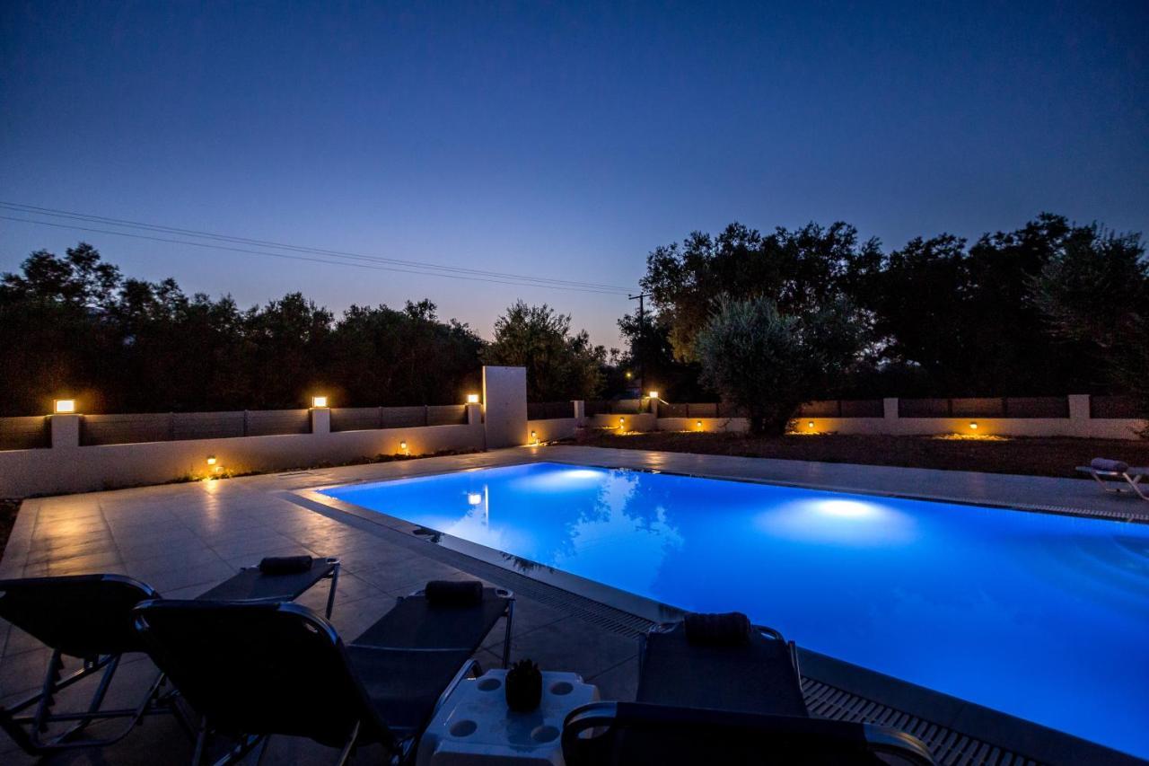 Villa Boviana With Private Swimming Pool Agios Sostis  Exteriér fotografie