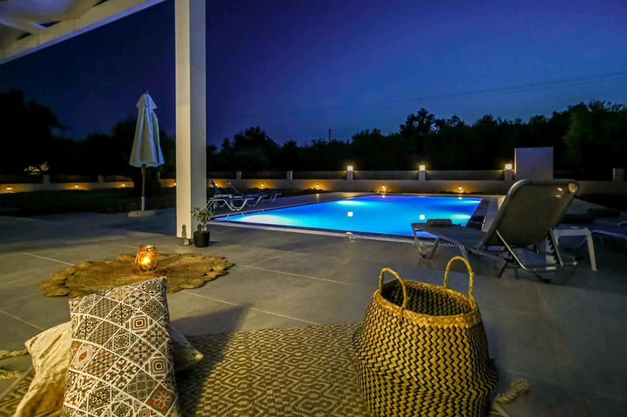 Villa Boviana With Private Swimming Pool Agios Sostis  Exteriér fotografie